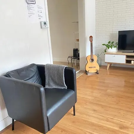 度假居 Big Sunset 2 Bedroom House With A Garden 安特卫普